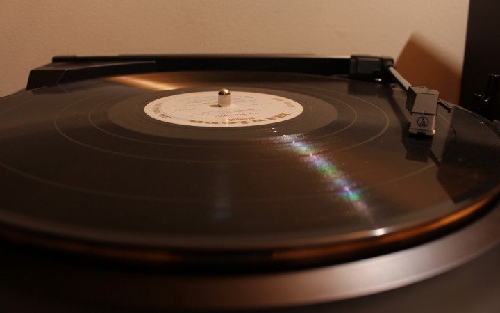 Through the Cracks in the Groove