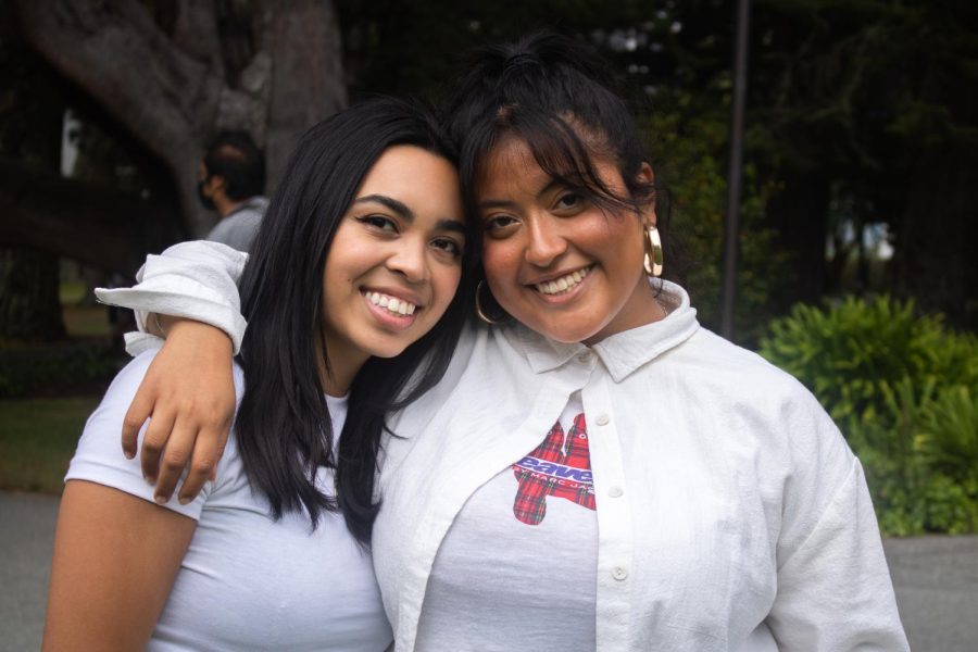 Fits of SFSU co-founders Breanna Miller (left) and Esperanza Vaquiz (right) pose for a portrait in the Quad, Sept. 15, 2022. (Oliver Michelsen / Golden Gate Xpress)