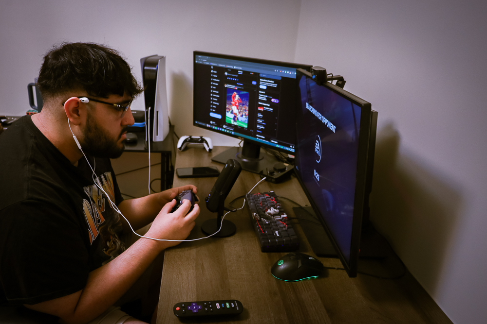 Diego Camargo queues up for an online game in Madden 25 at his house in San Francisco, CA on Tuesday, Sept.17,2024. (Gabriel Carver / Xpress Magazine)