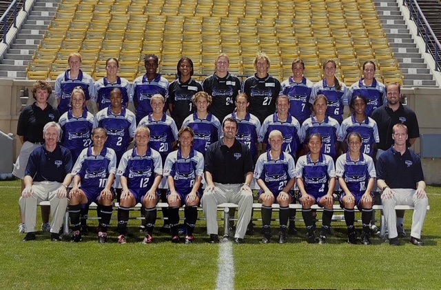 The Bay Area CyberRays team moments before their first game, commemorating it in a photo. Later that season, the team made history clinching the first Women’s United Soccer Association title. (Courtesy of Marlene Bjornsrud)