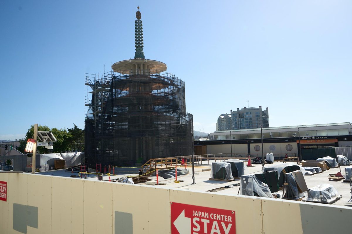 Japantown’s Peace Pagoda under construction for their renovation project which will increase its stage size and seating capacity. Following its completion, Osaka Way will be Japantown’s next renovation project. (Lindsey Hoang / Xpress Magazine)